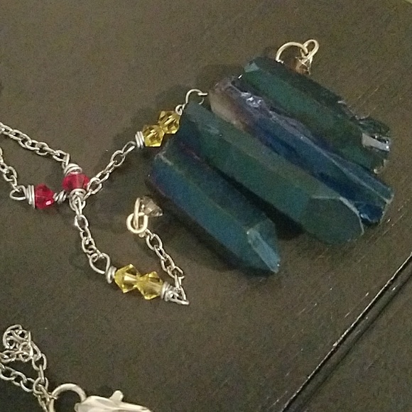 Stone and Zirconia Necklace - Picture 2 of 4